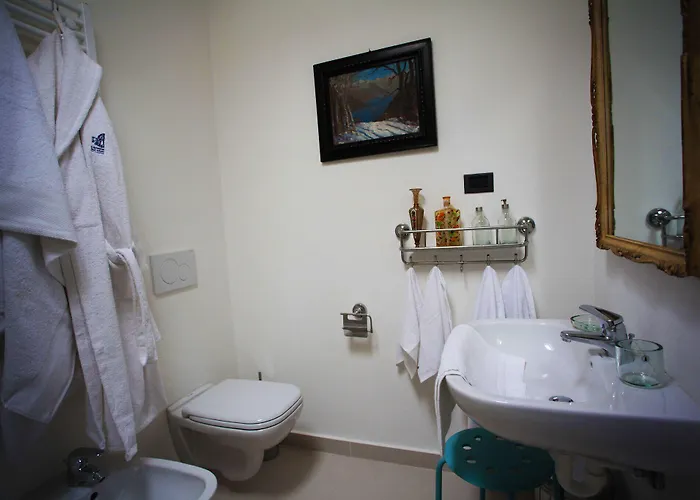 Convento S. Antonio Bed & Breakfast Como